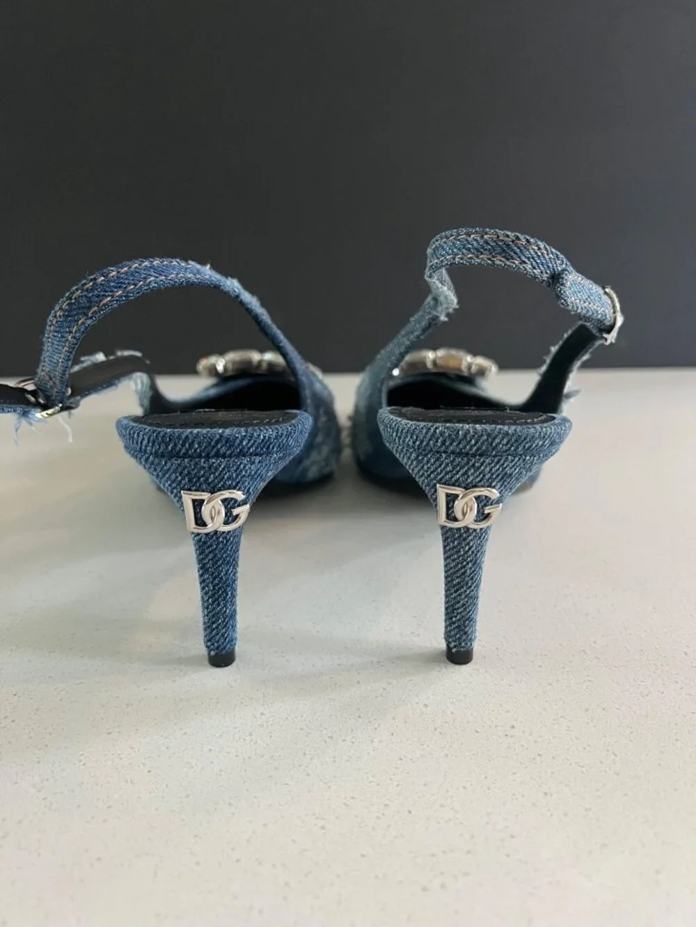 DOLCE & GABBANA Devotion Crystal Buckle denim Slingback Pumps heels size 37